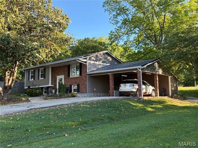 265 W Click Ave