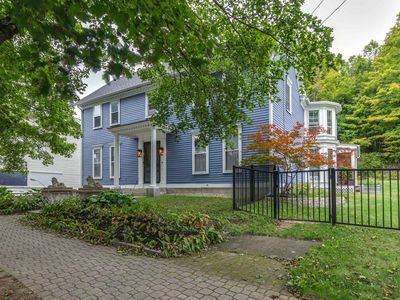 21 E Main Street