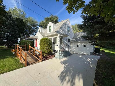409 Stanton St