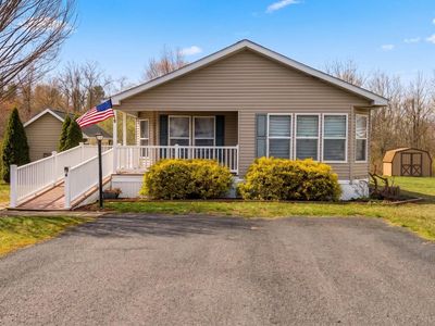 6 Meadowview Dr