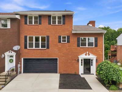 Property at 35 Manorfield Cir, Delmont, PA