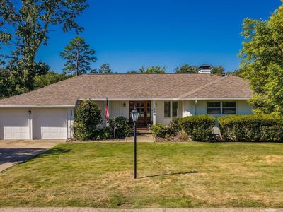 344 N Ridge Rd
