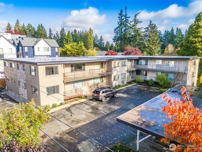 14520 Phinney Avenue N