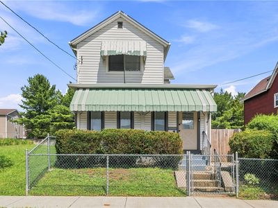 131 S 7th St