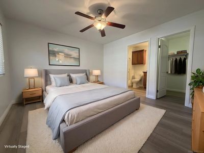 400 Sea Cliff Way #402