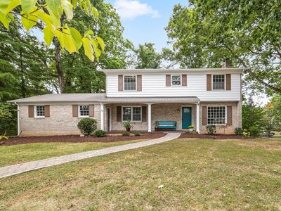 426 Windemere Dr