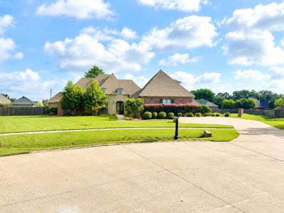 605 Fall Winds Cir