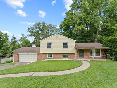 Property at 375 Woodside Dr, Batavia, OH