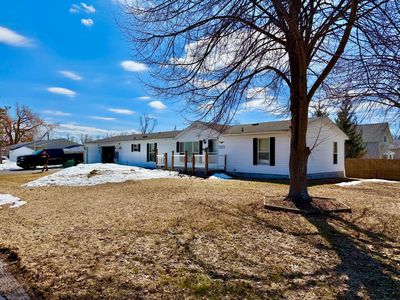 305 Cedar St