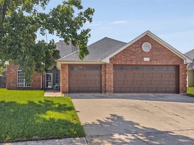 6113 Cliffbrook Dr