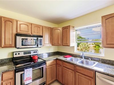 6864 Sandtrap Dr APT 4