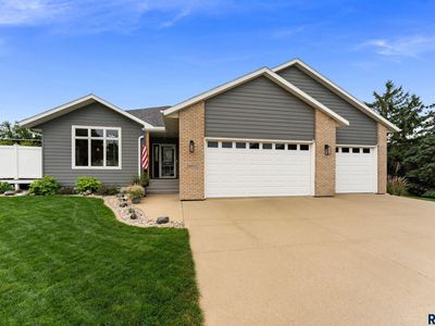 6907 W Sertoma Cir