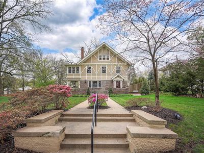 801 W 56th St