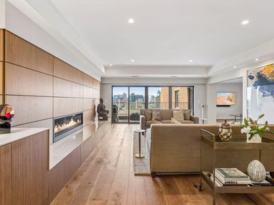 100 2nd St SE APT 1102