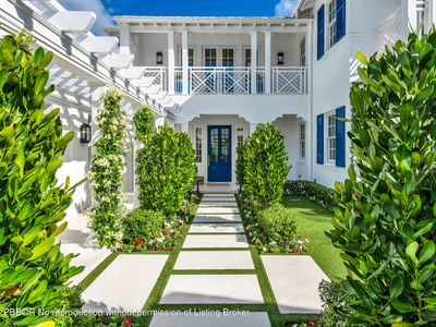 608 Island Dr