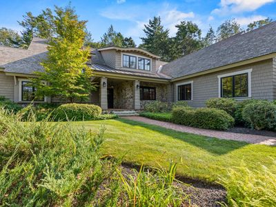 44 Maeves Way