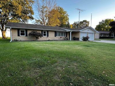 Property at 207 Spring Bay Dr, Jacksonville, IL