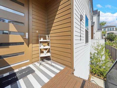 Property at 1218 W 24th St #D, Houston, TX