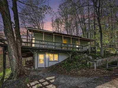 6273 Maple Grove Rd