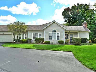 38 Woodland Chase Blvd