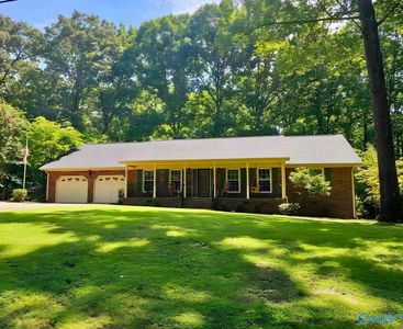 2008 Oakleaf Ln NE