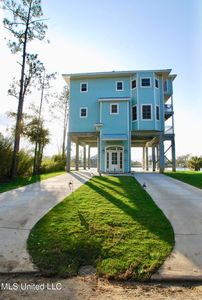 219 Baywood Dr