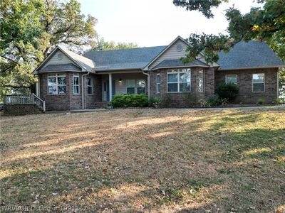 205 W Taylor Dr