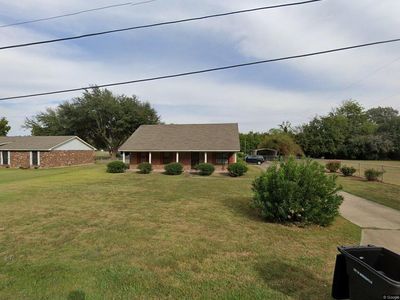 2242 Robinson Ln