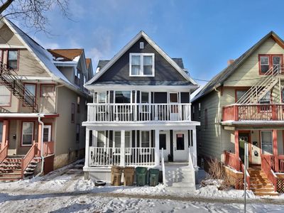 450-452 West Doty Street