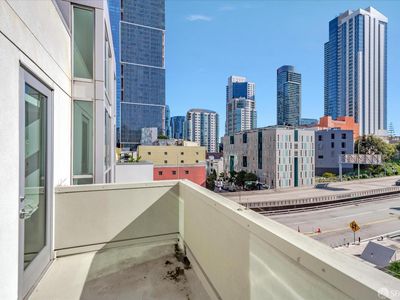 69 Clementina St UNIT 802