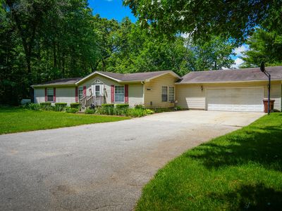 Property at 9339 Maple Hill Rd, Howard City, MI