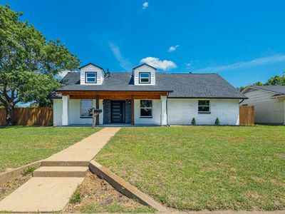 703 E Center St