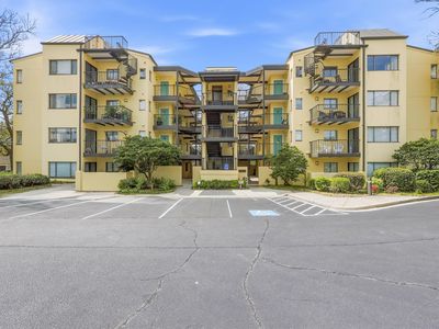 7600 Ocean Blvd. N #302