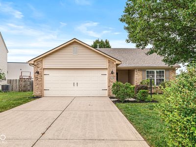 8236 Brambleberry Dr