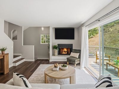 3793 Balboa Ter Unit A