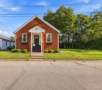 629 Spring Ave