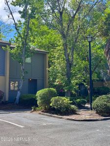 85 DEBARRY Avenue #1024
