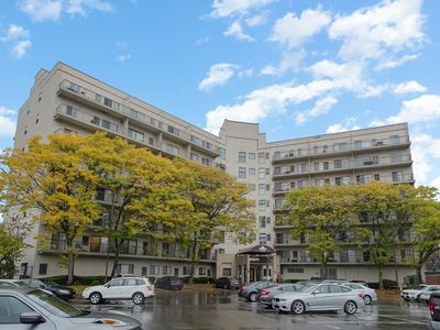 133 Commander Shea Blvd APT 505