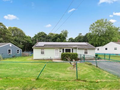 27 Phillips St