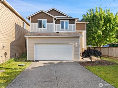 6602 159th Street E