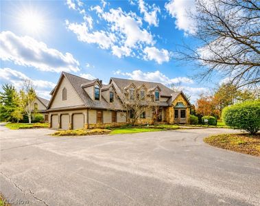 11205 Hampton Ridge Dr