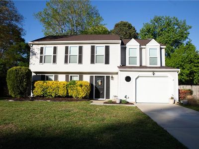 1331 Hillock Xing