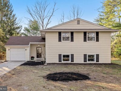 52 Taunton Rd