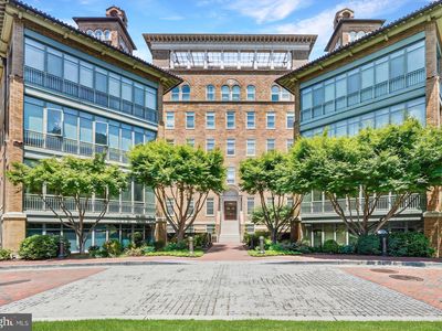 2425 L St NW APT 939