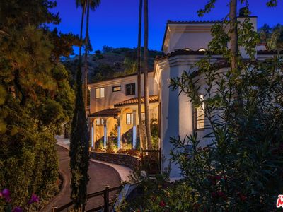2468 Coldwater Canyon Dr