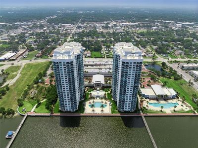 241 RIVERSIDE DRIVE #608