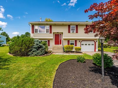 5 Suncrest Drive