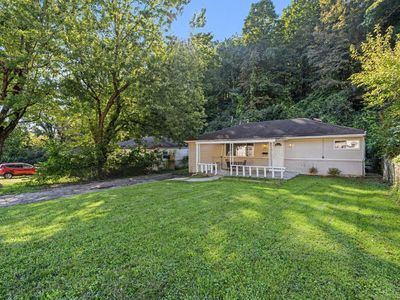4033 Delhi Rd