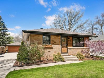 4049 S 58th STREET