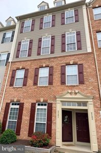 2183 Ivy Ln #4